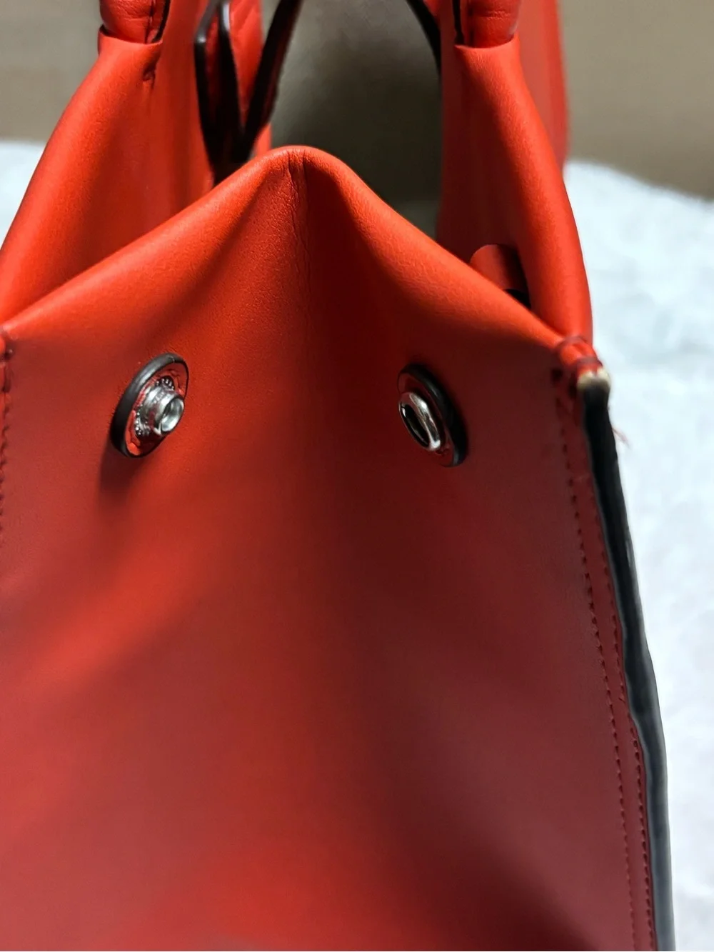 Authentic Tory Burch Ella Bio Tote Bag in Poppy Red
